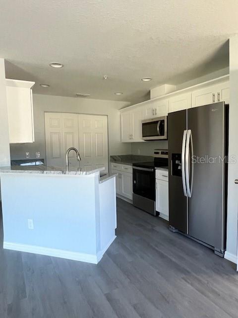 Image 5 of 15 For 4036 Oak Loop 104
