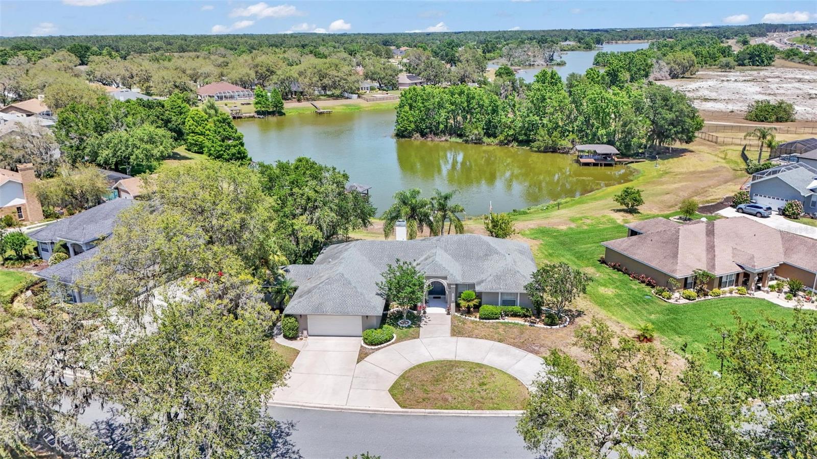 Image 4 of 56 For 1854 Sherwood Lakes Boulevard