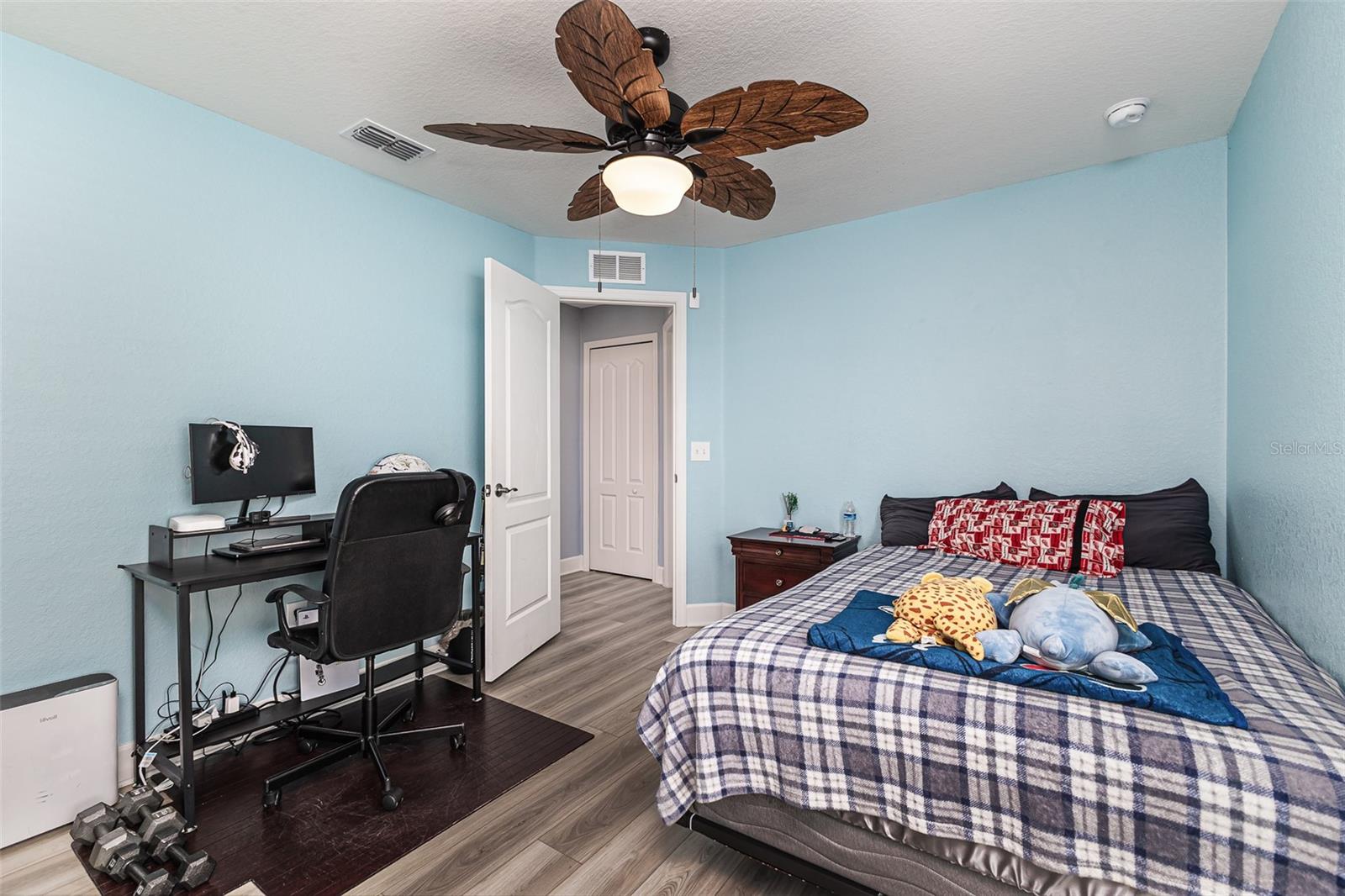 Image 22 of 29 For 1297 Pintail Place