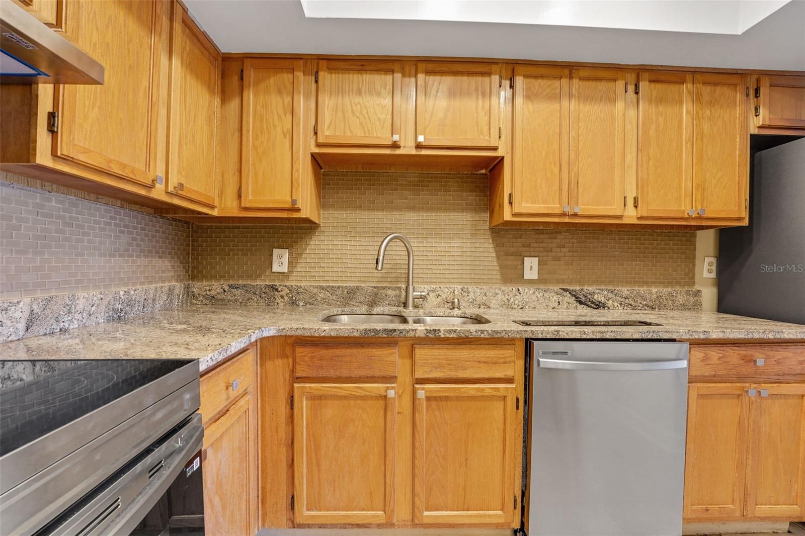 Image 10 of 47 For 235 6th Street Nw 307