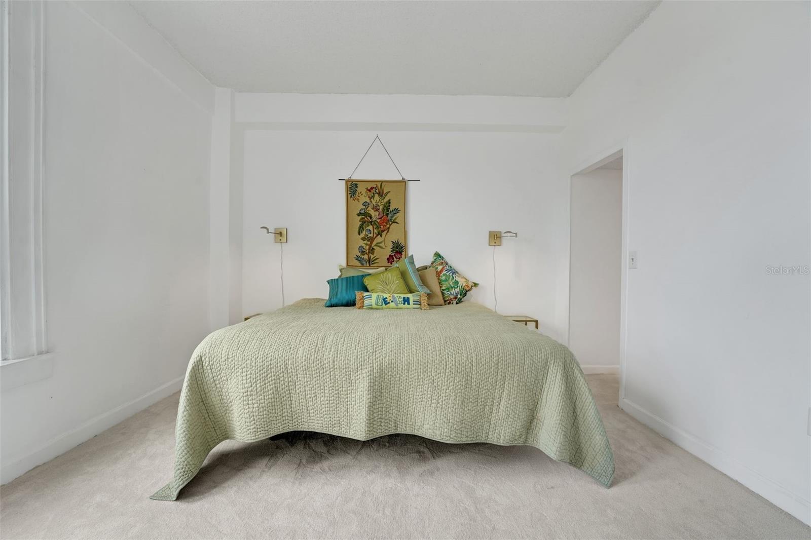Image 19 of 47 For 235 6th Street Nw 307