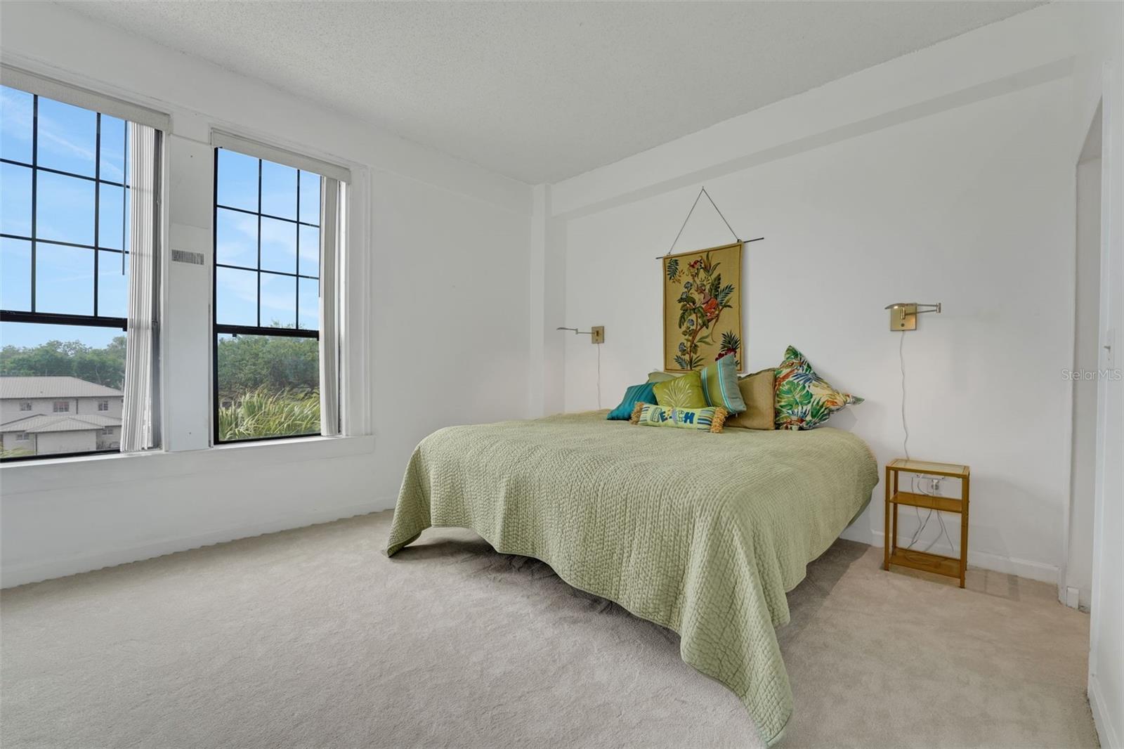 Image 20 of 47 For 235 6th Street Nw 307