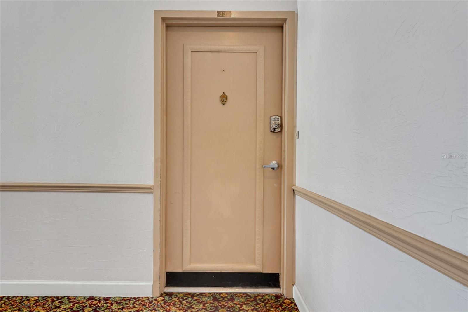 Image 6 of 47 For 235 6th Street Nw 307