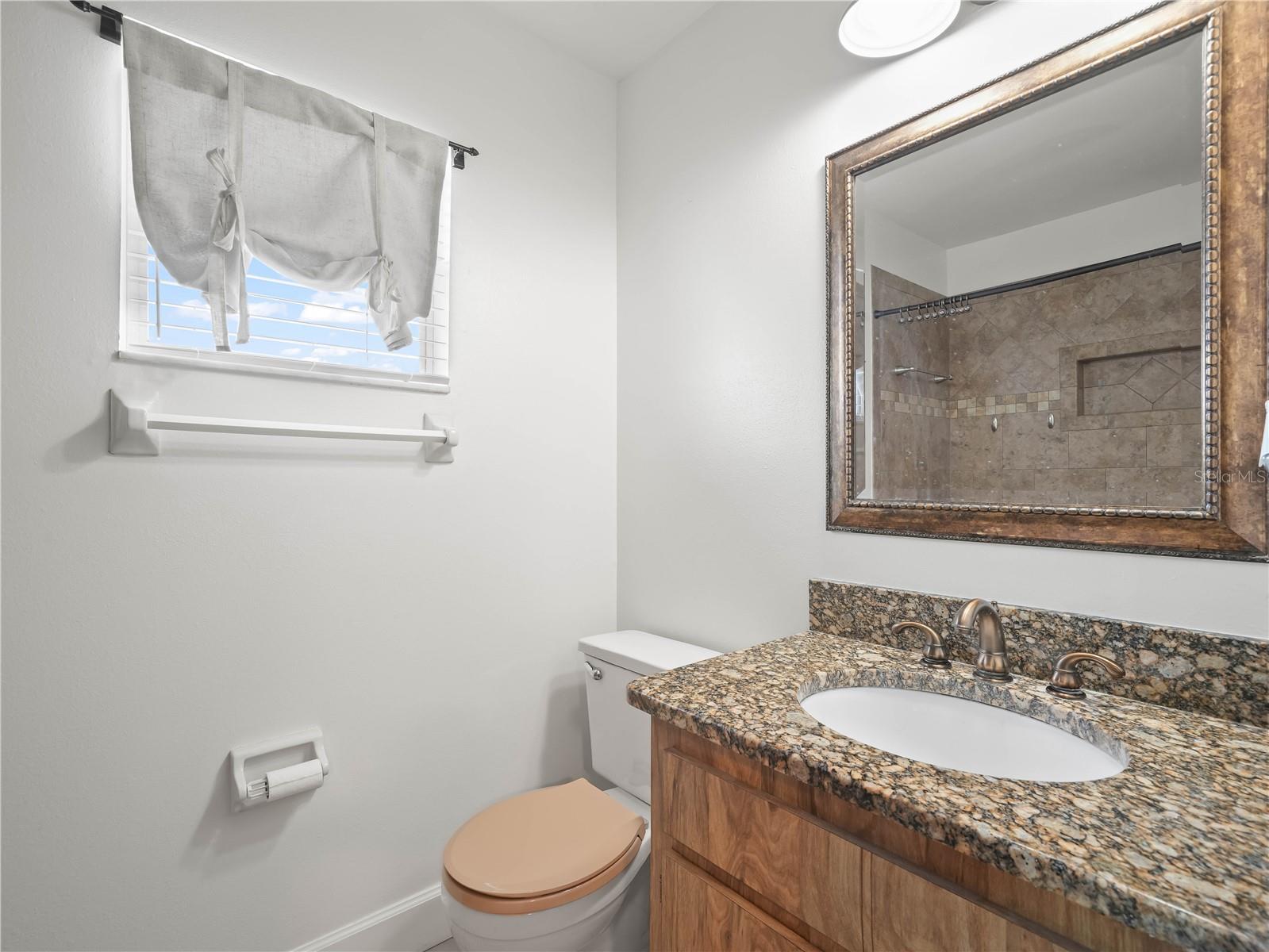 Image 12 of 23 For 901 Spicewood Drive