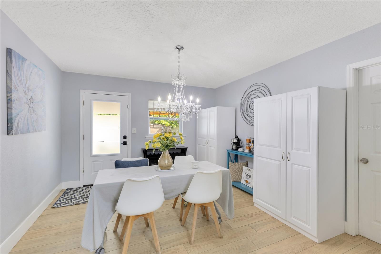 Image 8 of 27 For 1210 Marrick Circle
