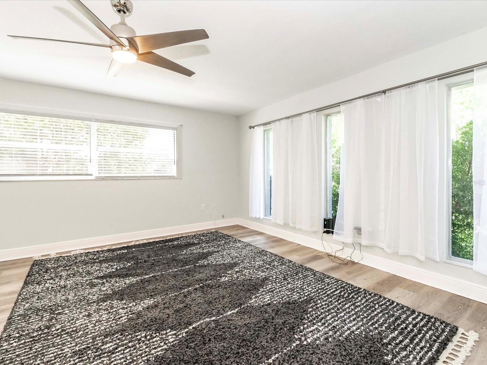 Image 11 of 73 For 502 Duchess Drive