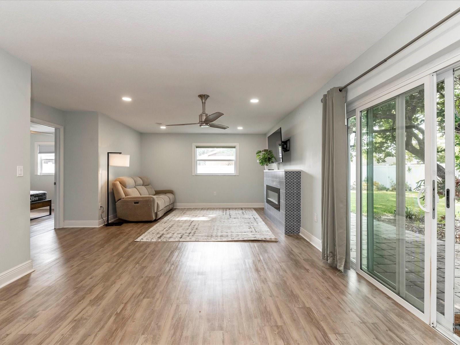 Image 33 of 73 For 502 Duchess Drive