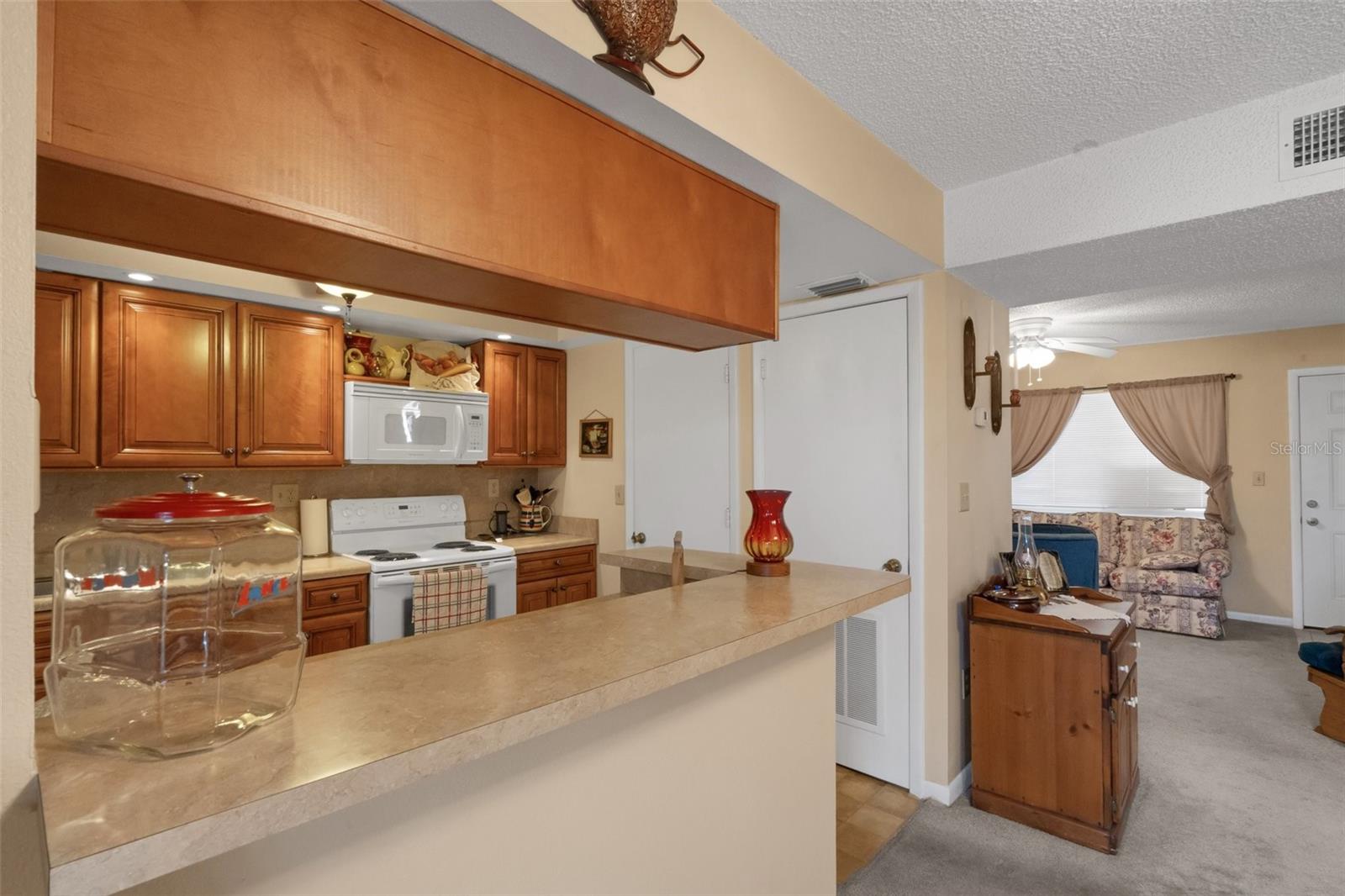 Image 10 of 40 For 1130 Lake Parker Avenue C321