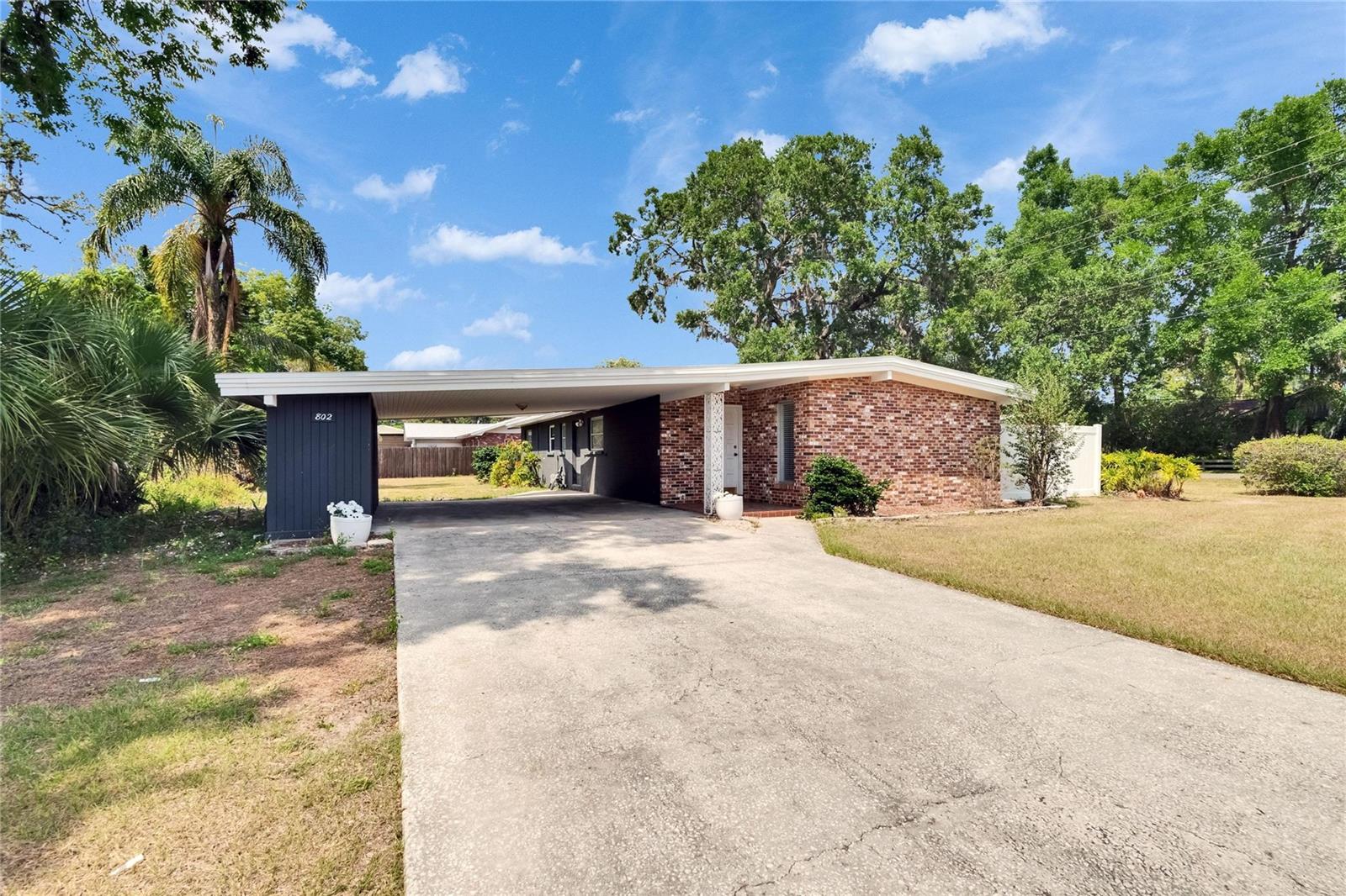 Image 4 of 62 For 802 Russell Drive