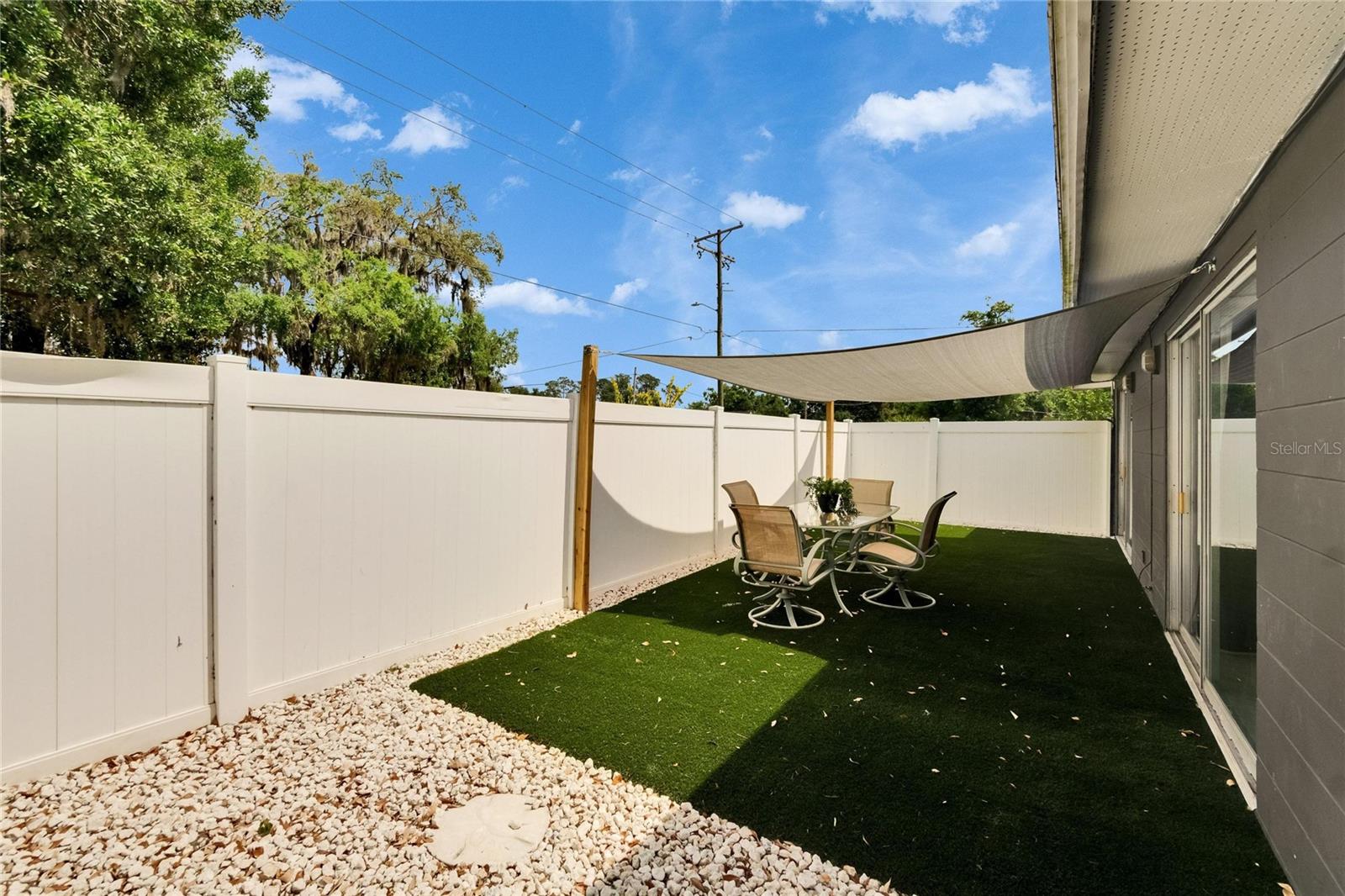 Image 47 of 62 For 802 Russell Drive