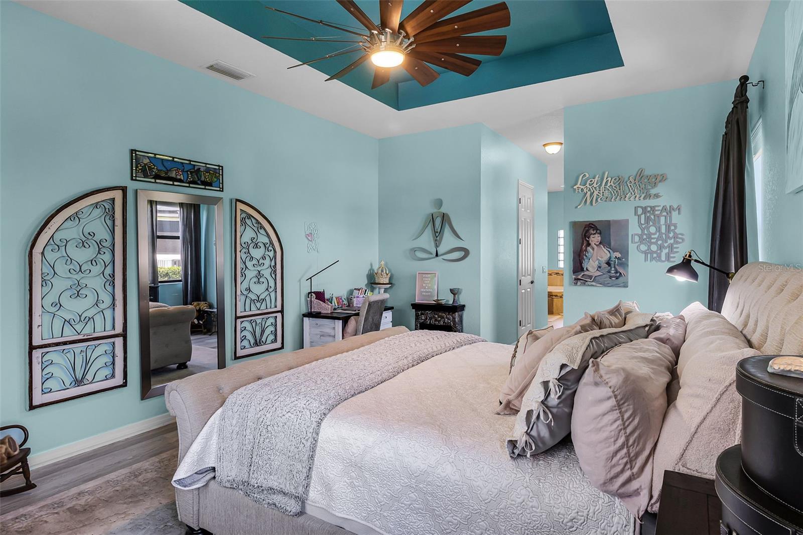 Image 23 of 71 For 1394 Oakmont Drive