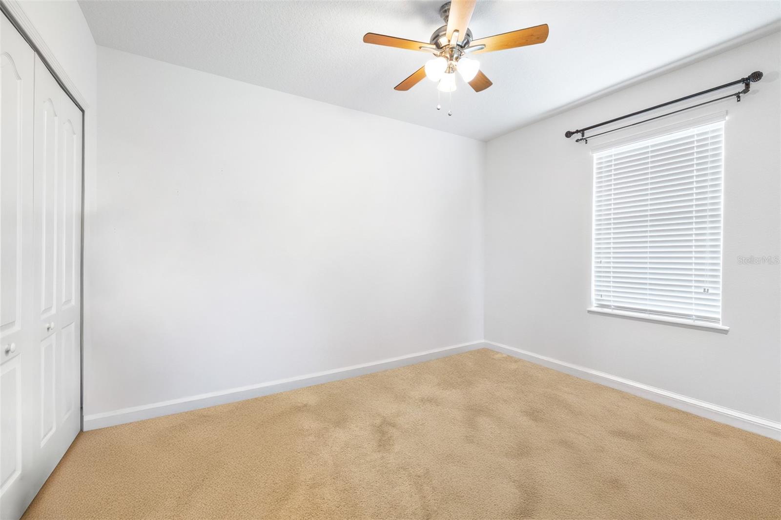 Image 15 of 36 For 983 Revere Avenue