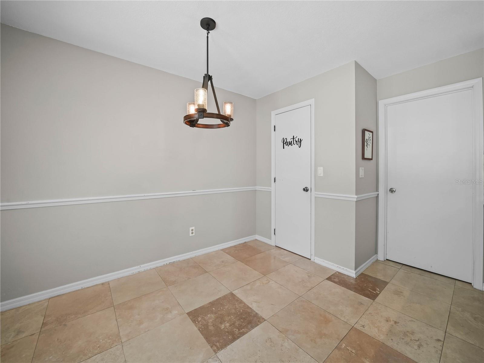 Image 11 of 32 For 3002 Helms Drive