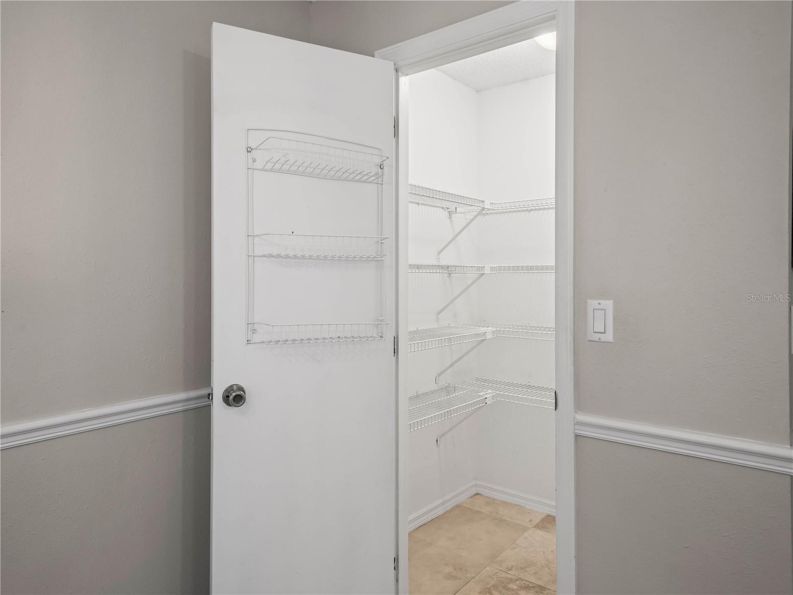 Image 12 of 32 For 3002 Helms Drive
