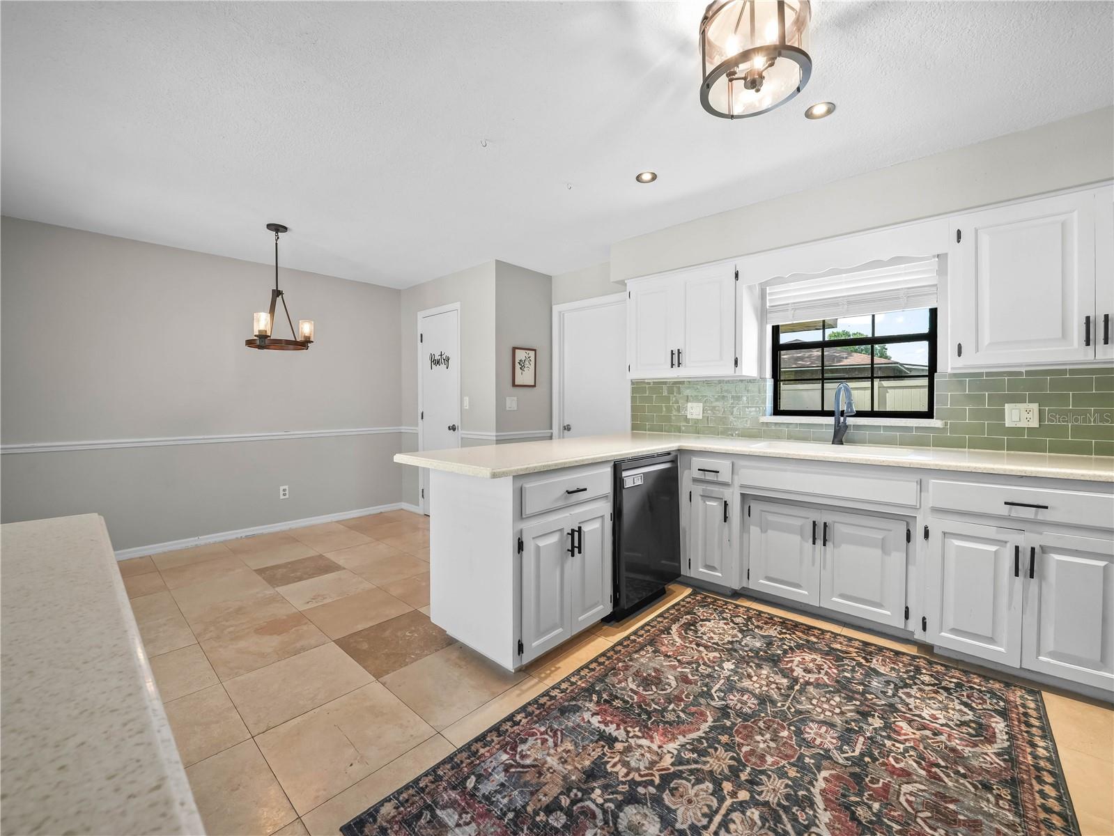 Image 9 of 32 For 3002 Helms Drive