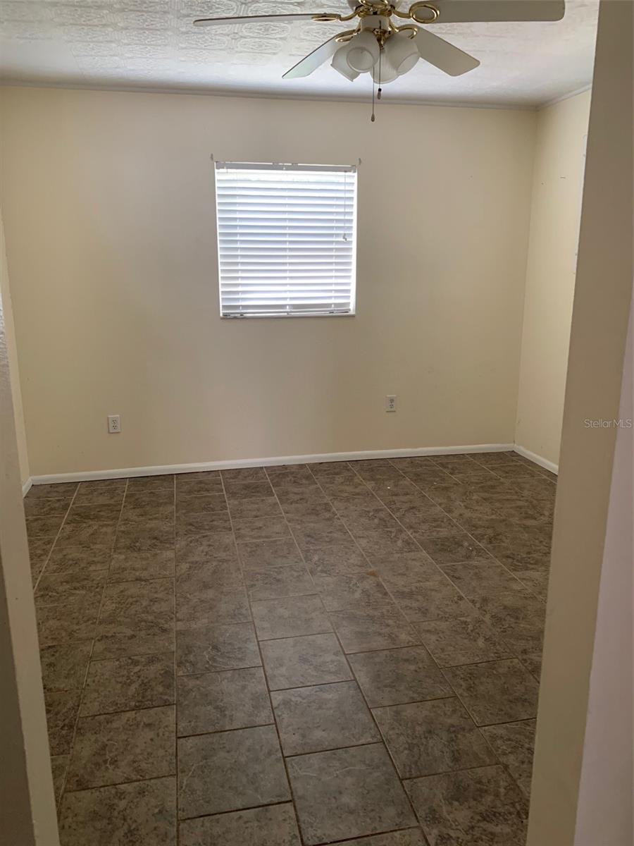Image 7 of 22 For 204 Callitris Avenue