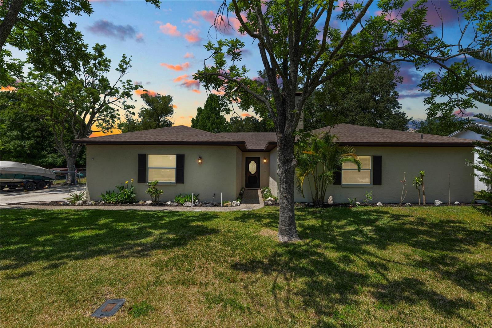 Details for 2103 Sylvester Court, LAKELAND, FL 33803