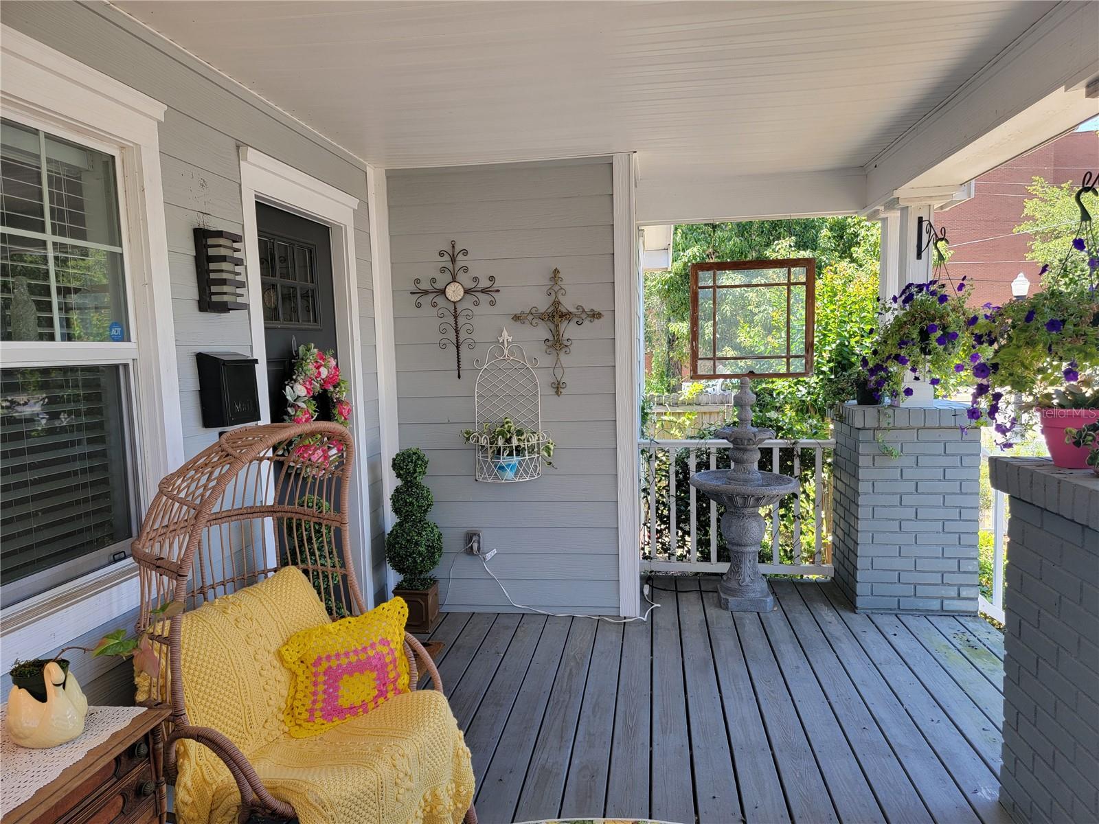 Image 3 of 39 For 807 Osceola Street