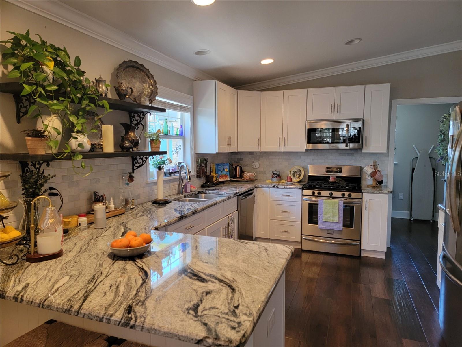 Image 7 of 39 For 807 Osceola Street