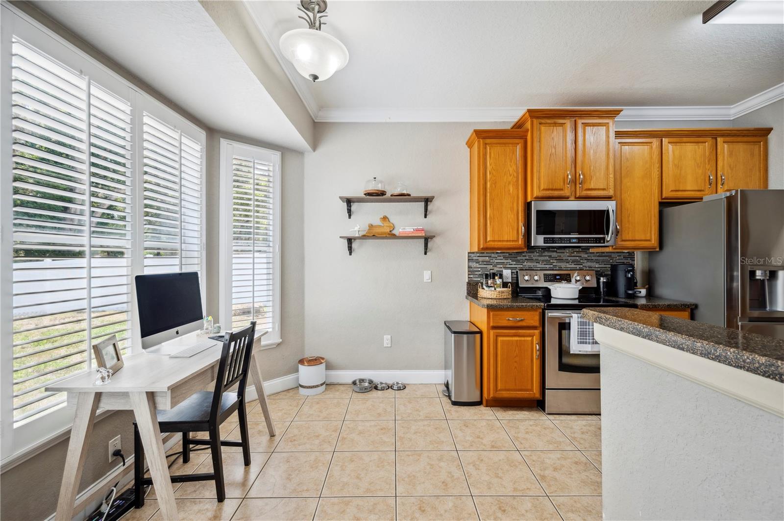 Image 12 of 36 For 7088 Remington Oaks Loop