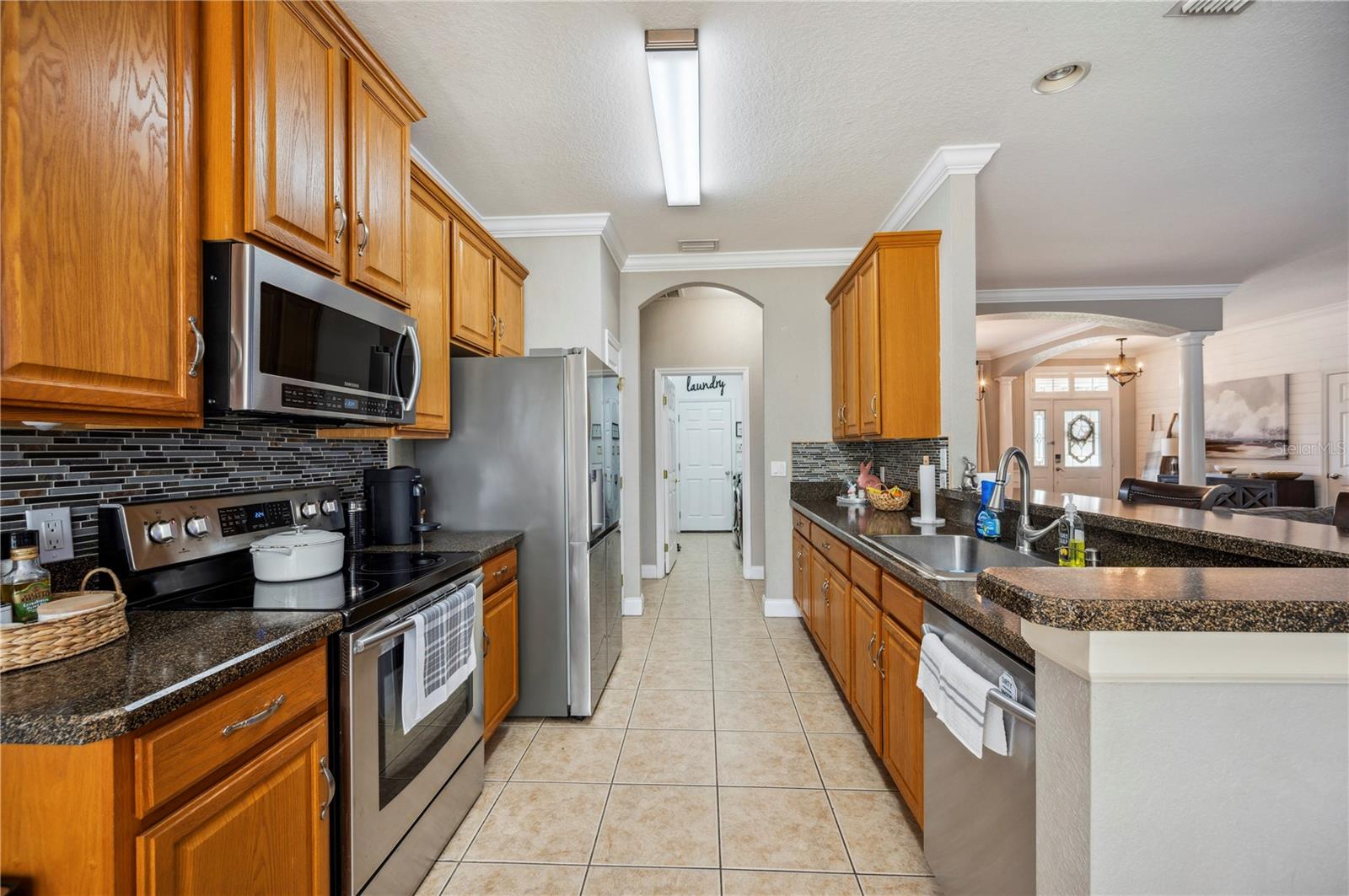 Image 14 of 36 For 7088 Remington Oaks Loop