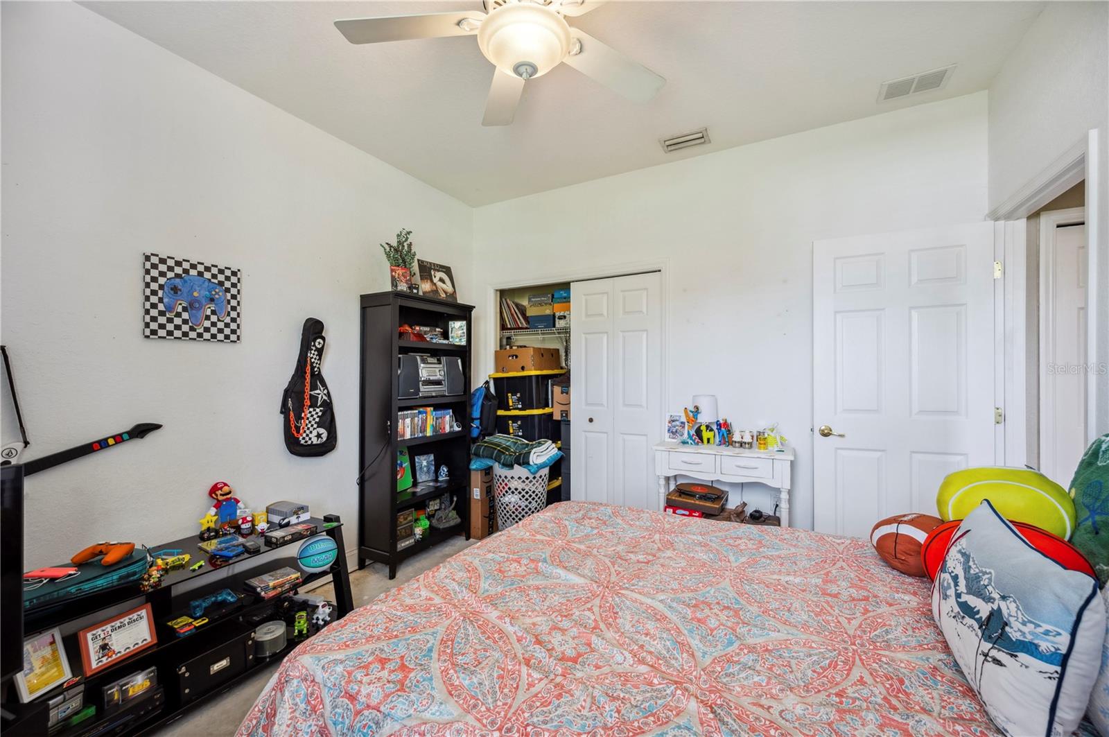 Image 22 of 36 For 7088 Remington Oaks Loop