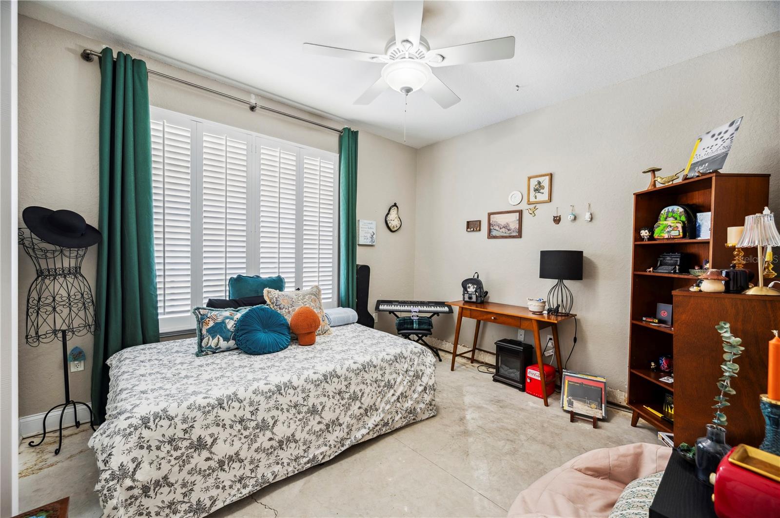Image 23 of 36 For 7088 Remington Oaks Loop