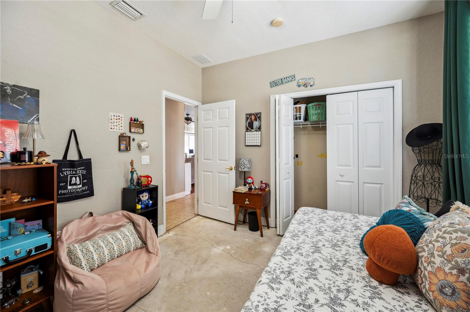 Image 24 of 36 For 7088 Remington Oaks Loop