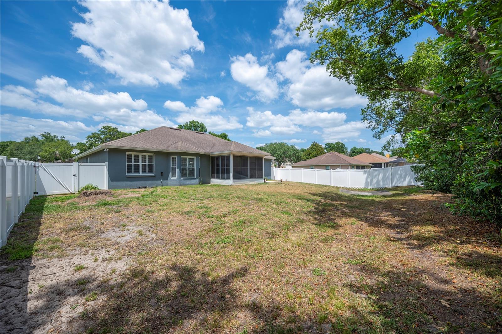 Image 31 of 36 For 7088 Remington Oaks Loop