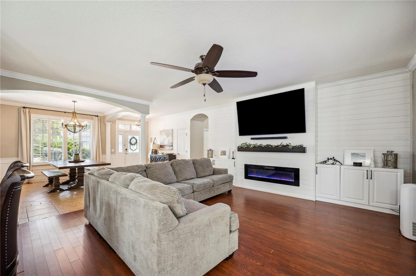 Image 8 of 36 For 7088 Remington Oaks Loop