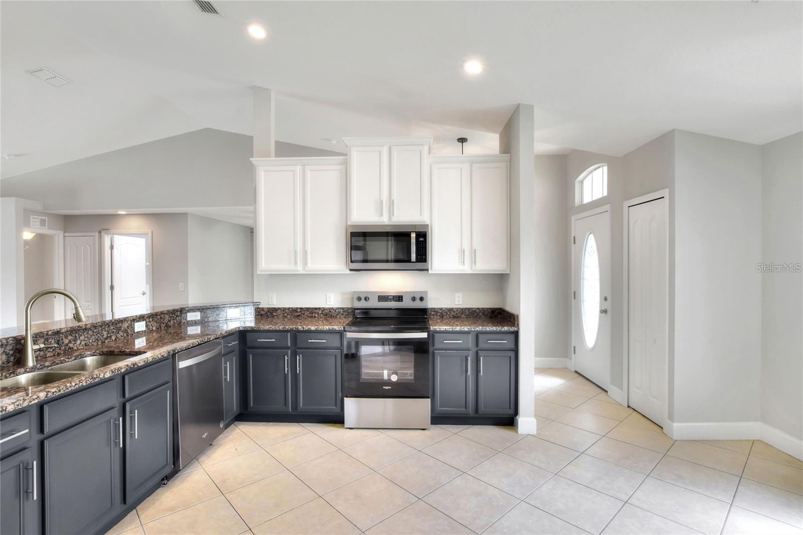 Image 13 of 44 For 6562 Evergreen Park Drive