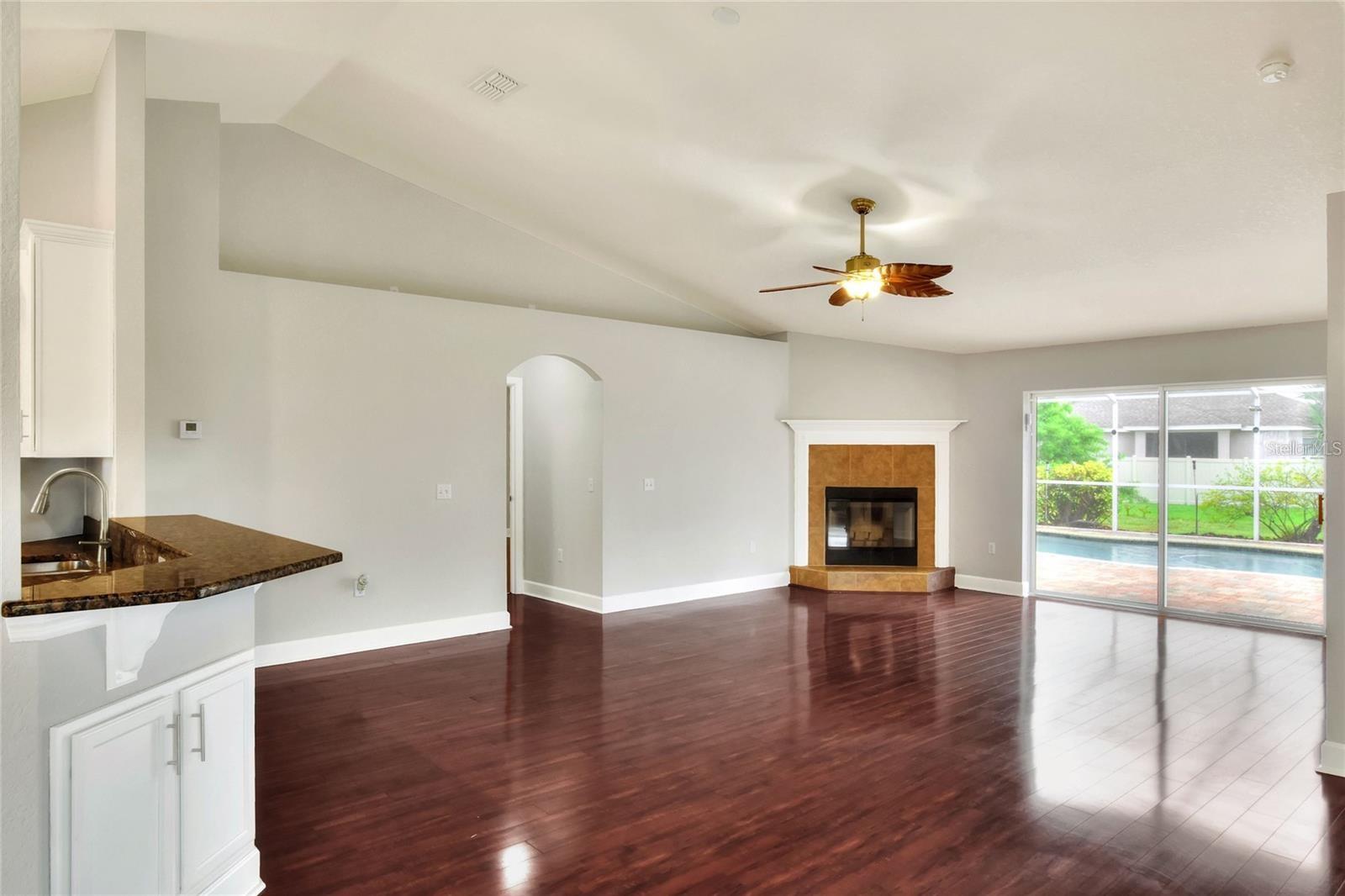 Image 3 of 44 For 6562 Evergreen Park Drive