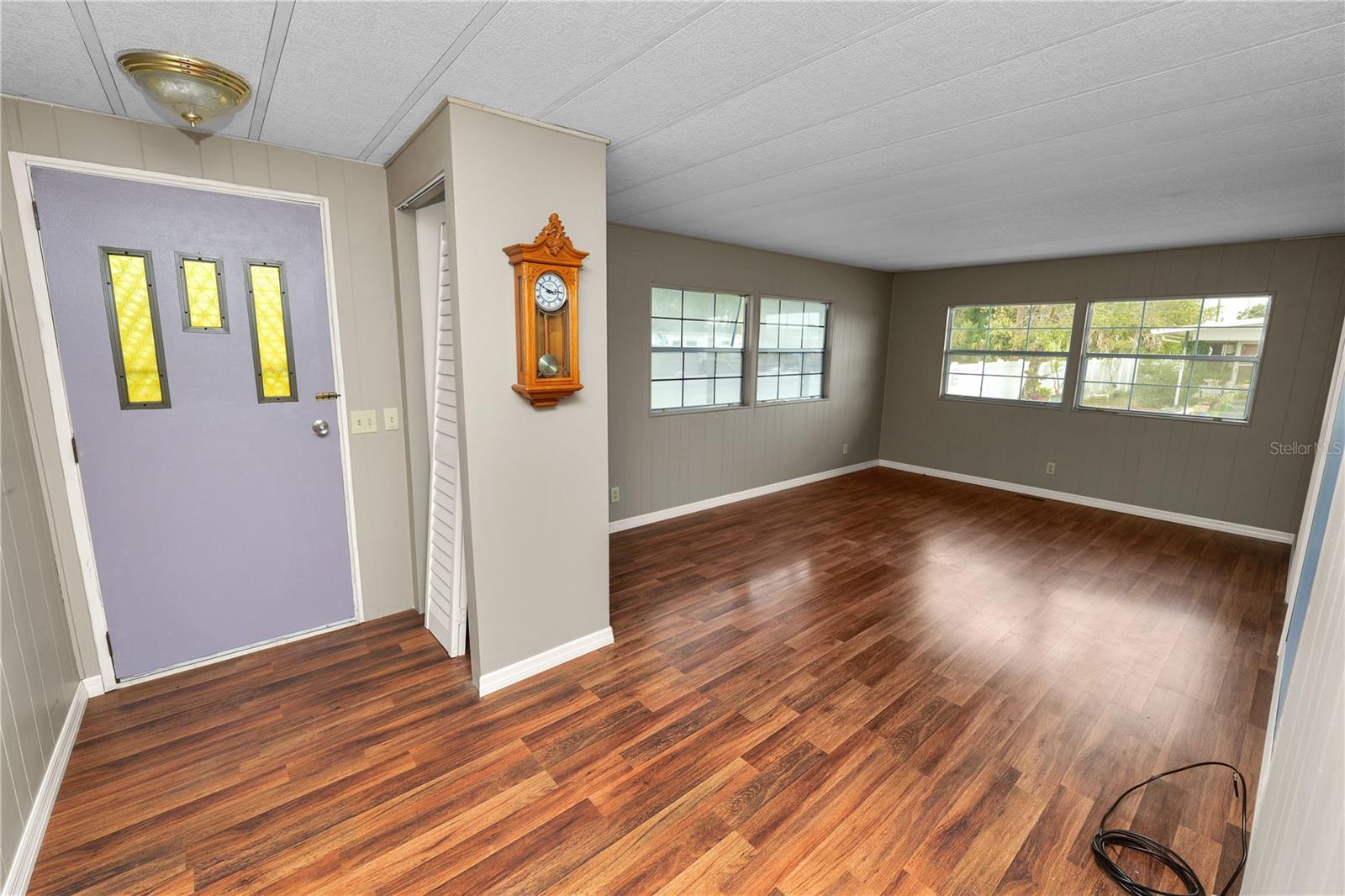 Image 3 of 36 For 3027 Mimosa Way