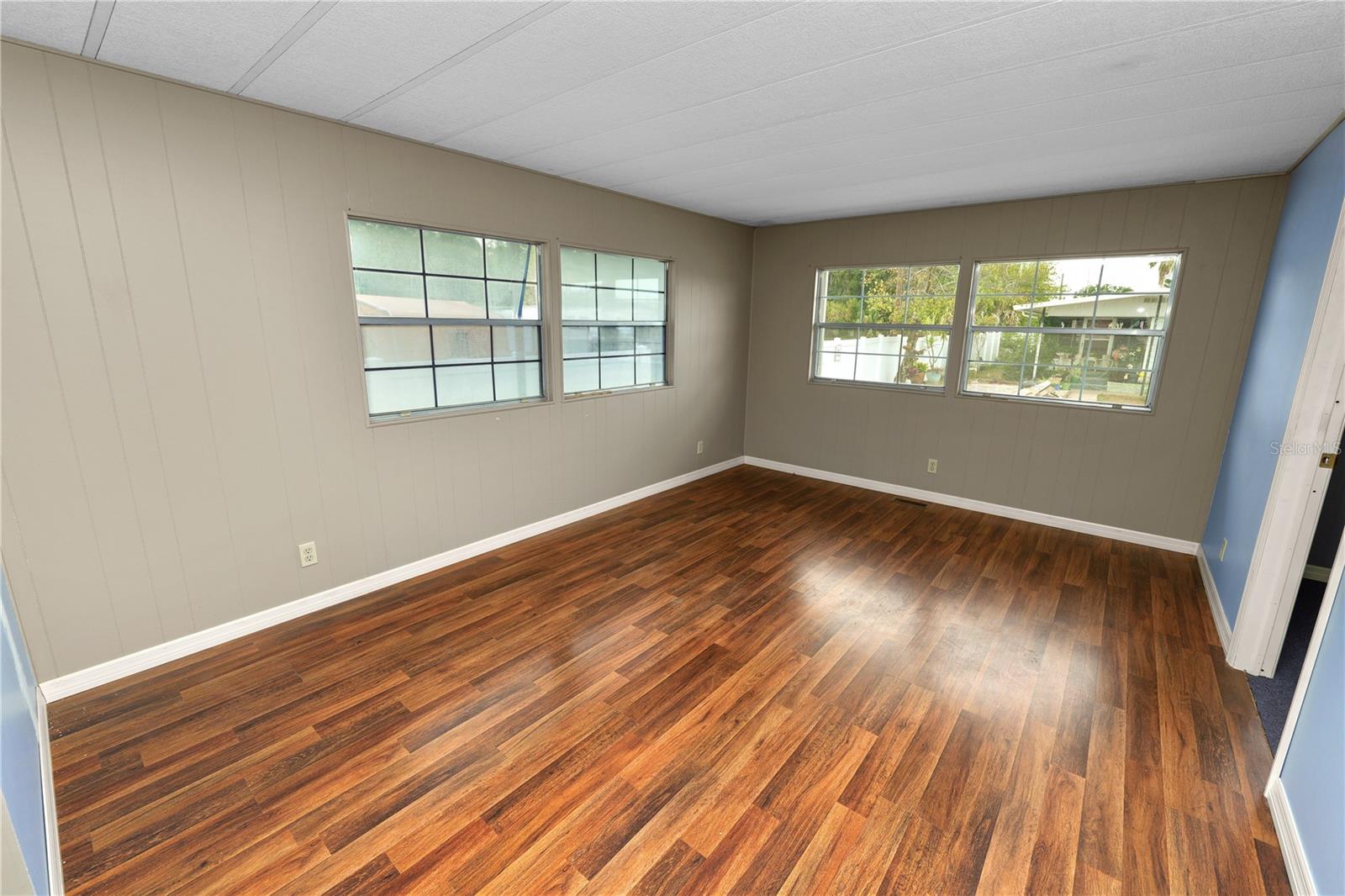 Image 4 of 36 For 3027 Mimosa Way