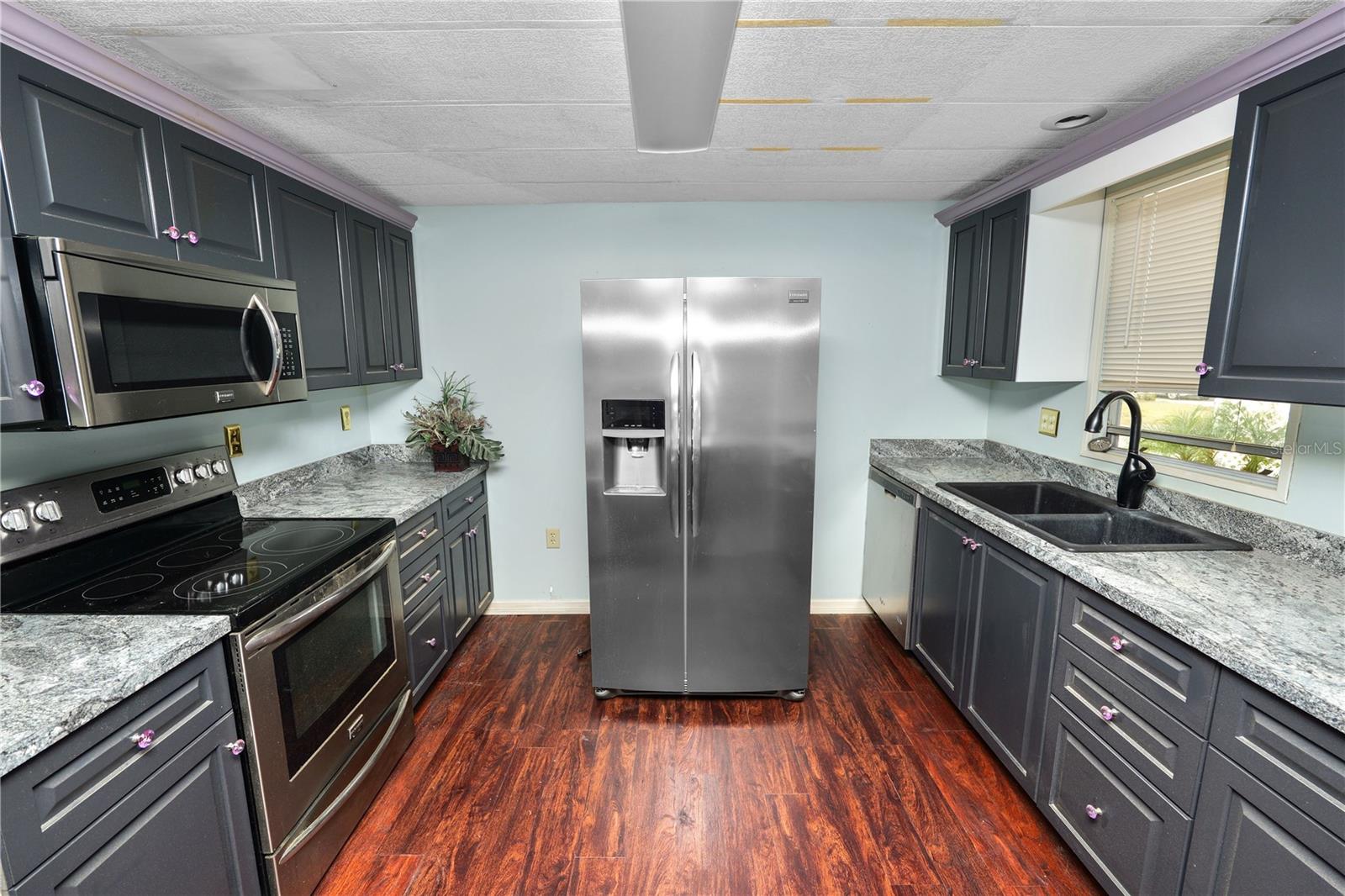 Image 6 of 36 For 3027 Mimosa Way