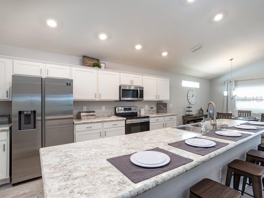 Image 4 of 16 For 1429 Fleur Drive
