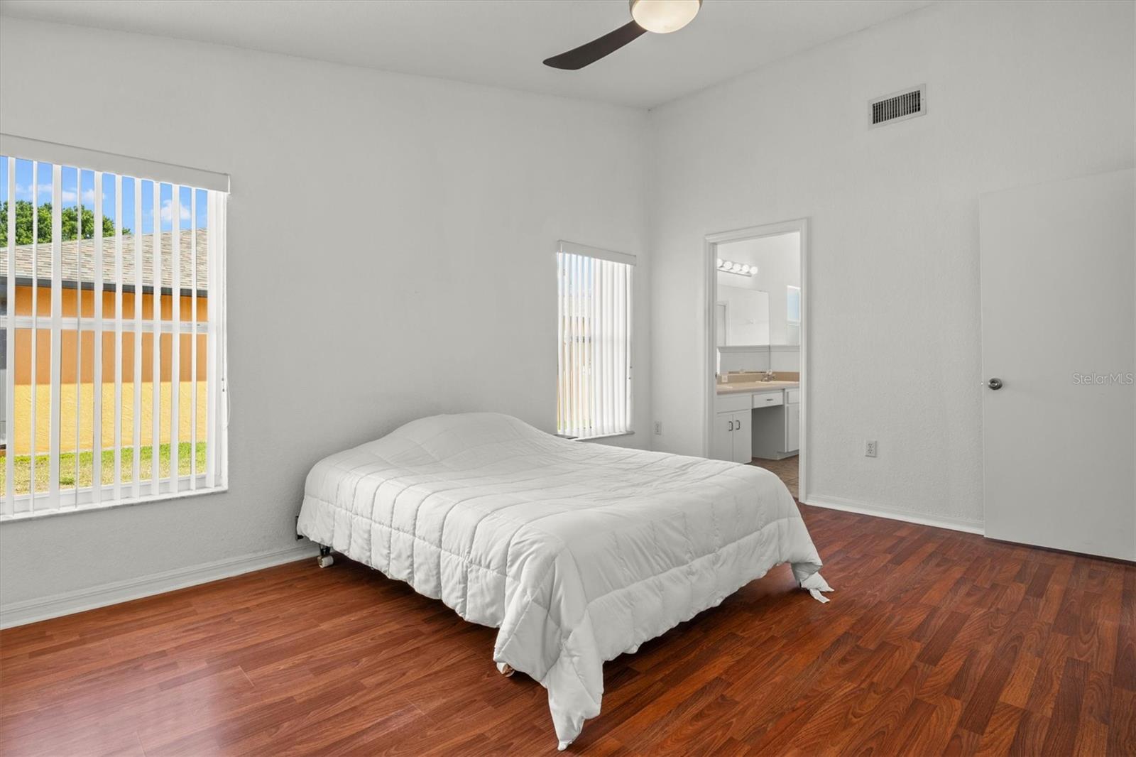 Image 15 of 26 For 2812 Hickory Ridge Drive