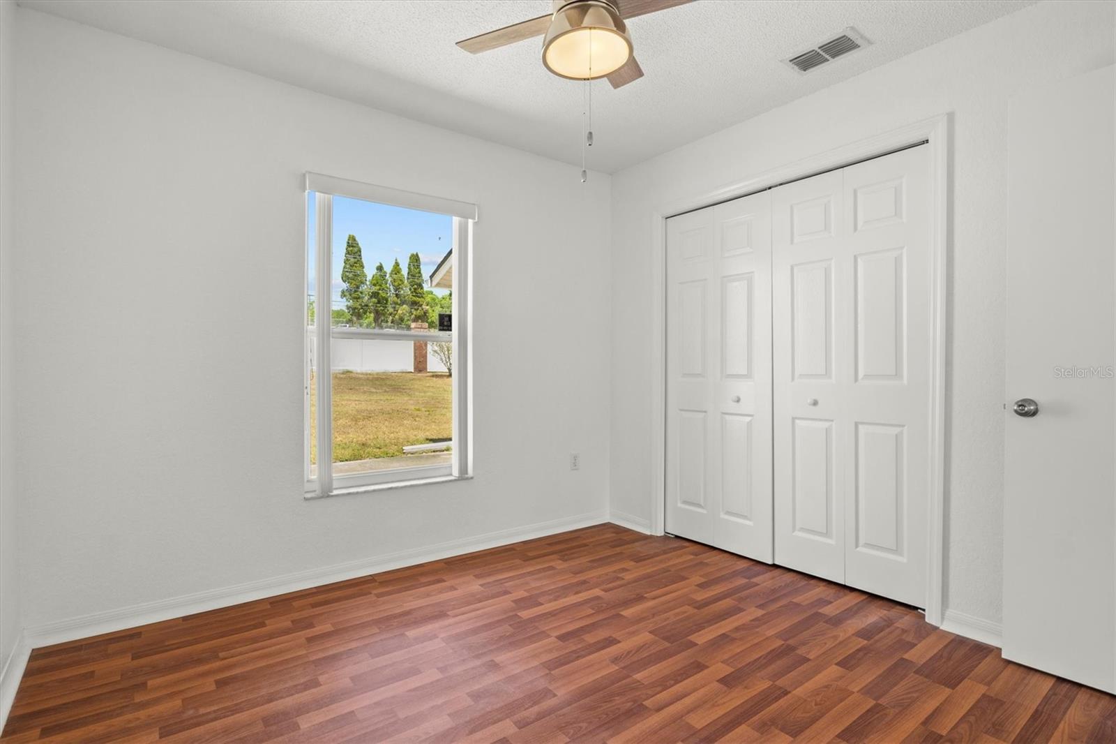 Image 18 of 26 For 2812 Hickory Ridge Drive