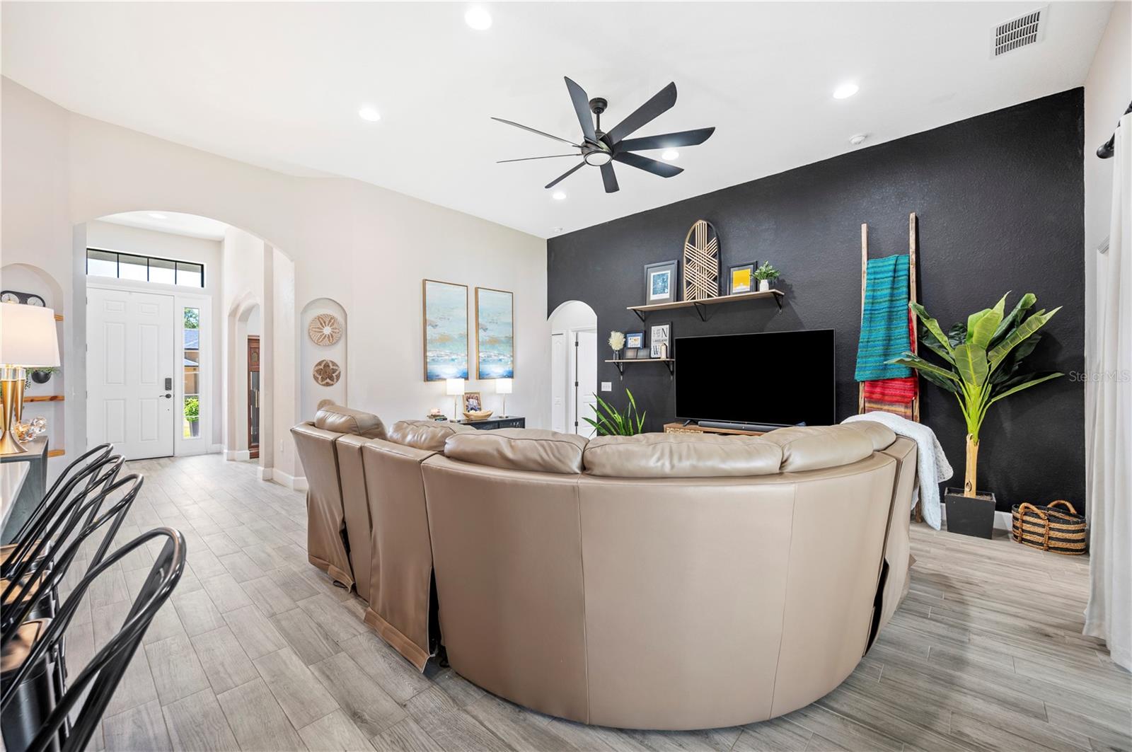 Image 11 of 48 For 5531 Pebble Beach Drive