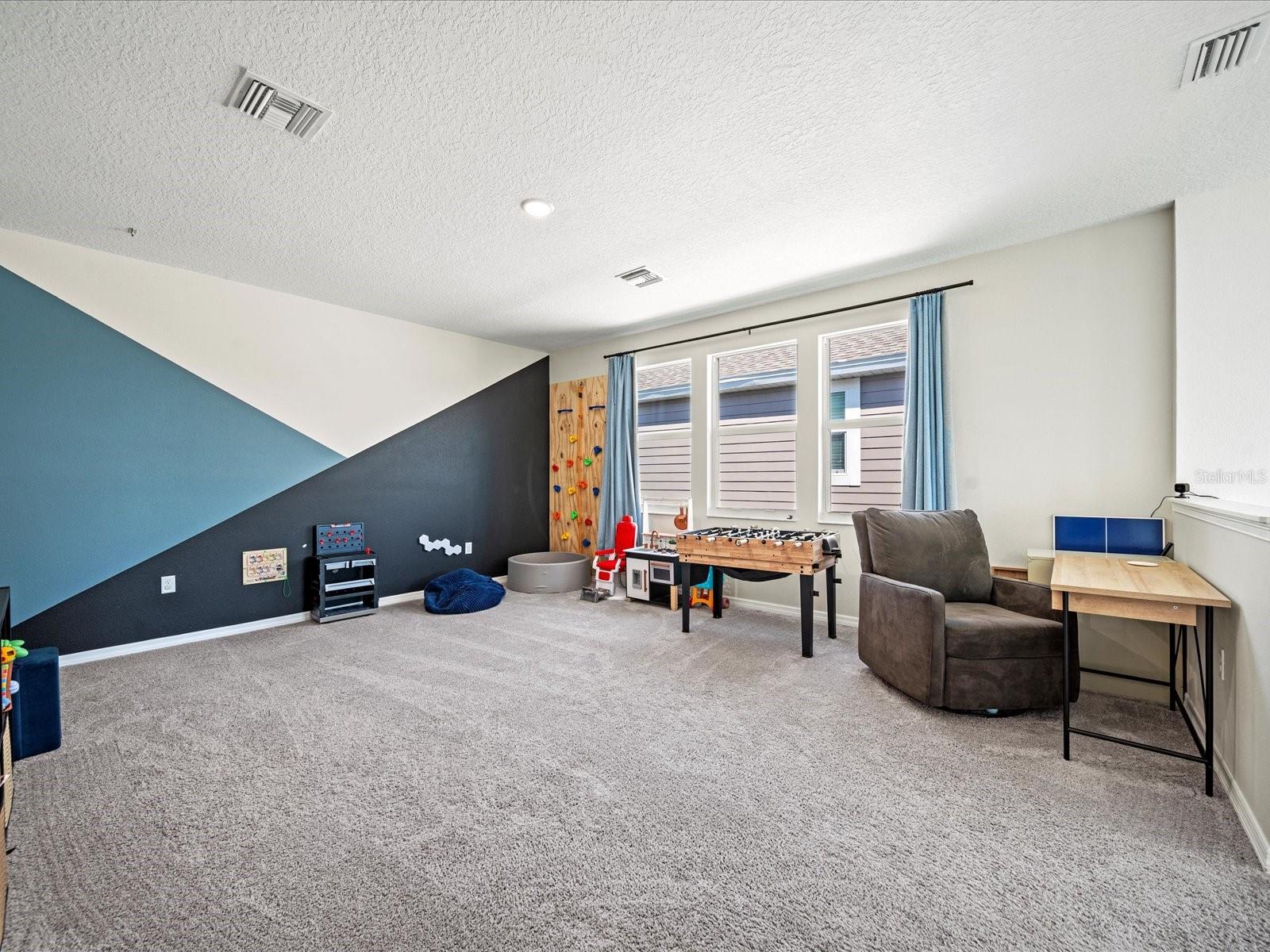 Image 30 of 47 For 6520 Great Bear Drive