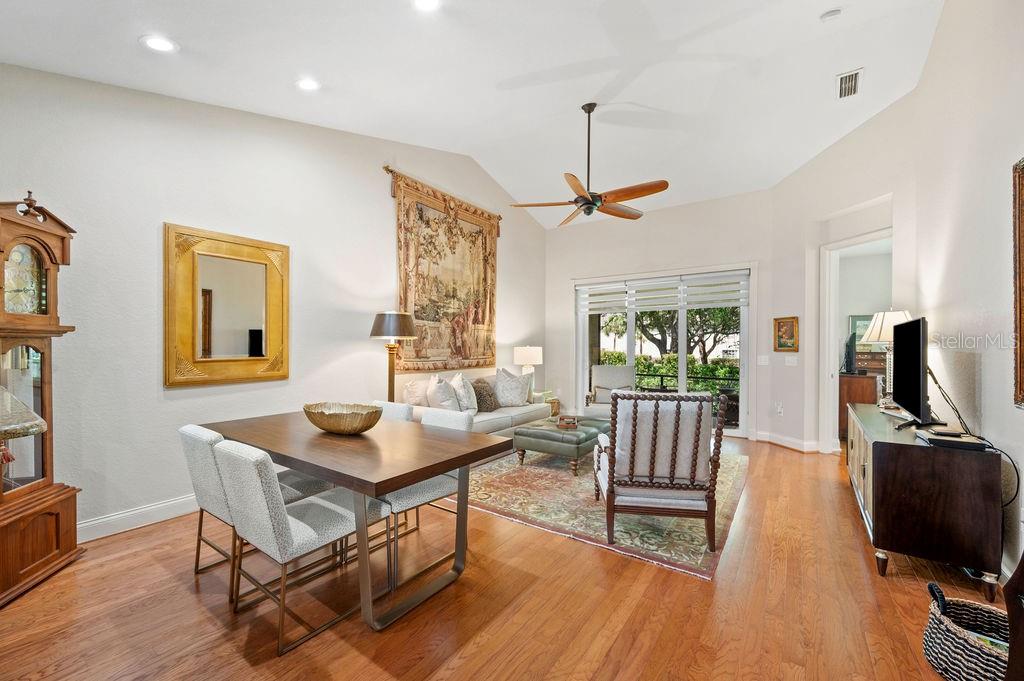 Image 12 of 40 For 2965 Mission Lakes Drive