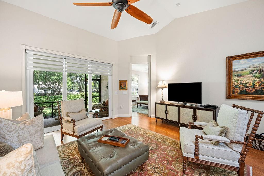 Image 14 of 40 For 2965 Mission Lakes Drive
