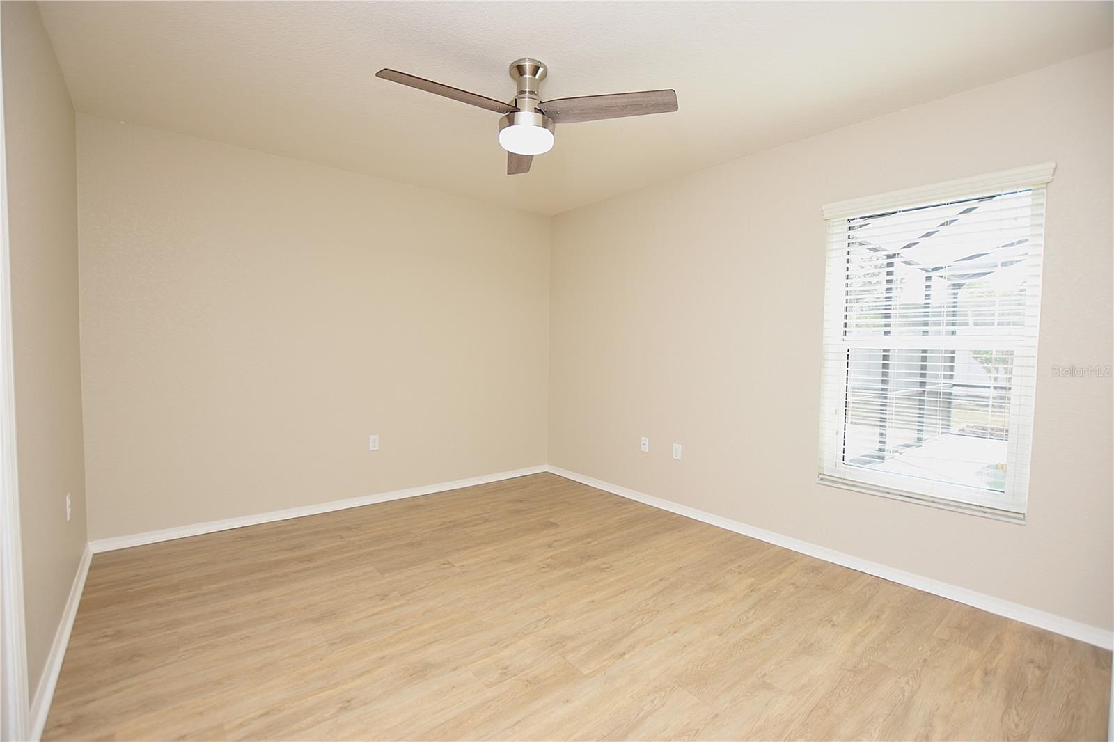 Image 15 of 39 For 1606 Taylor Landing Drive