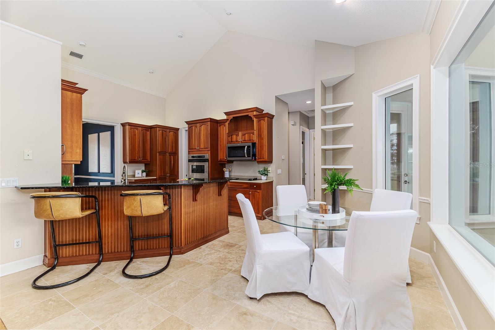 Image 39 of 68 For 2070 Lake Hamilton Drive
