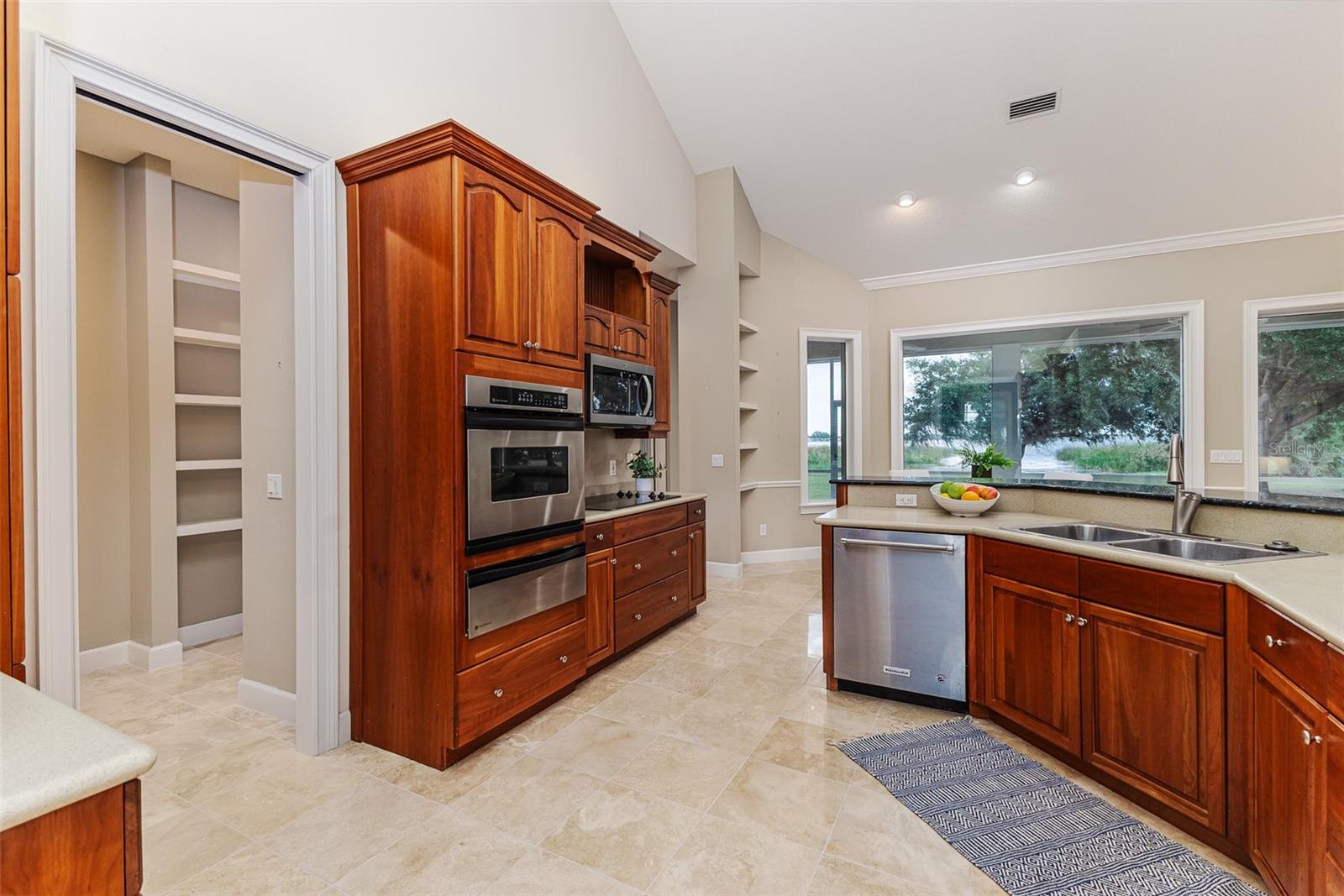 Image 42 of 68 For 2070 Lake Hamilton Drive