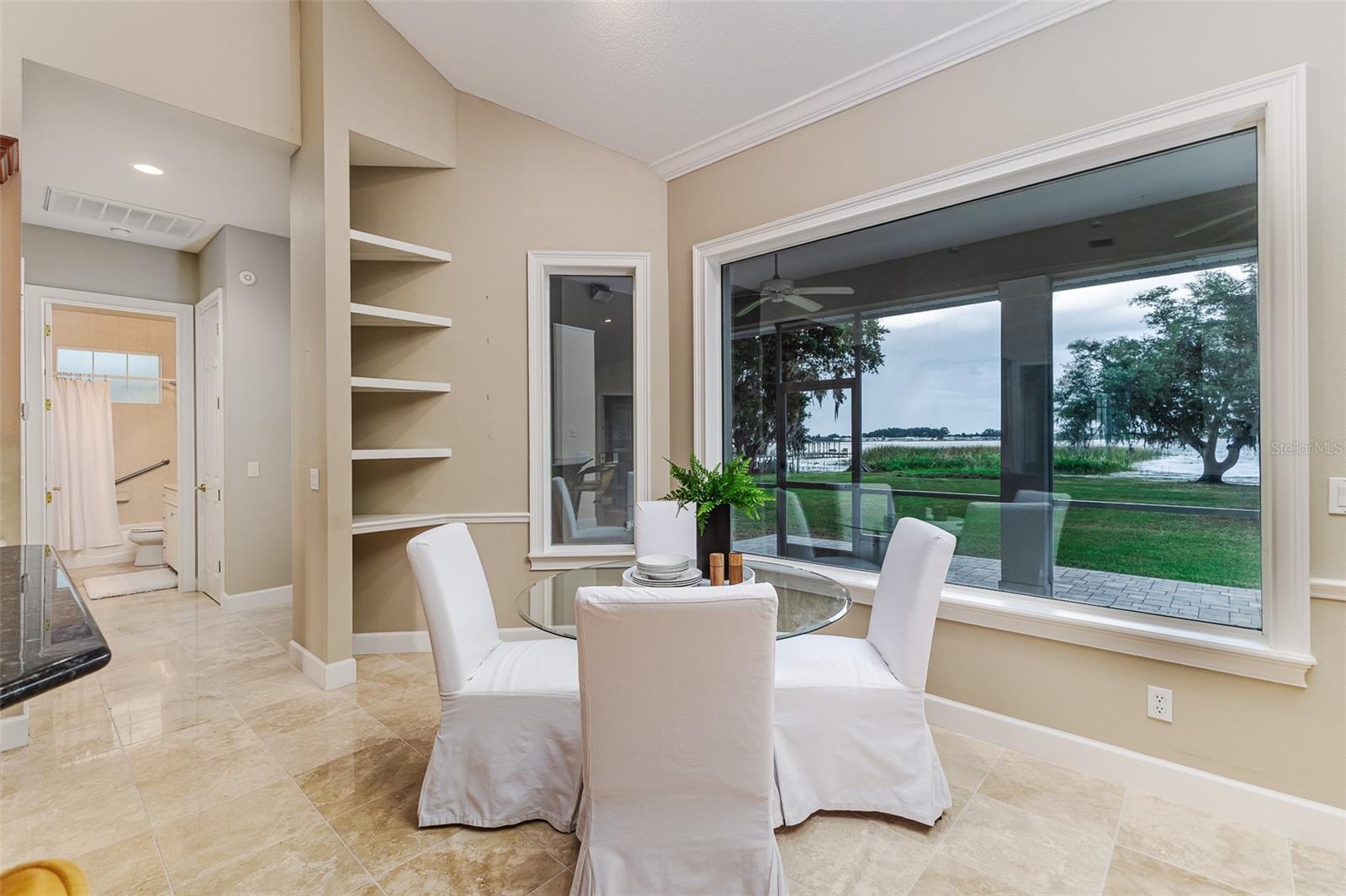 Image 43 of 68 For 2070 Lake Hamilton Drive
