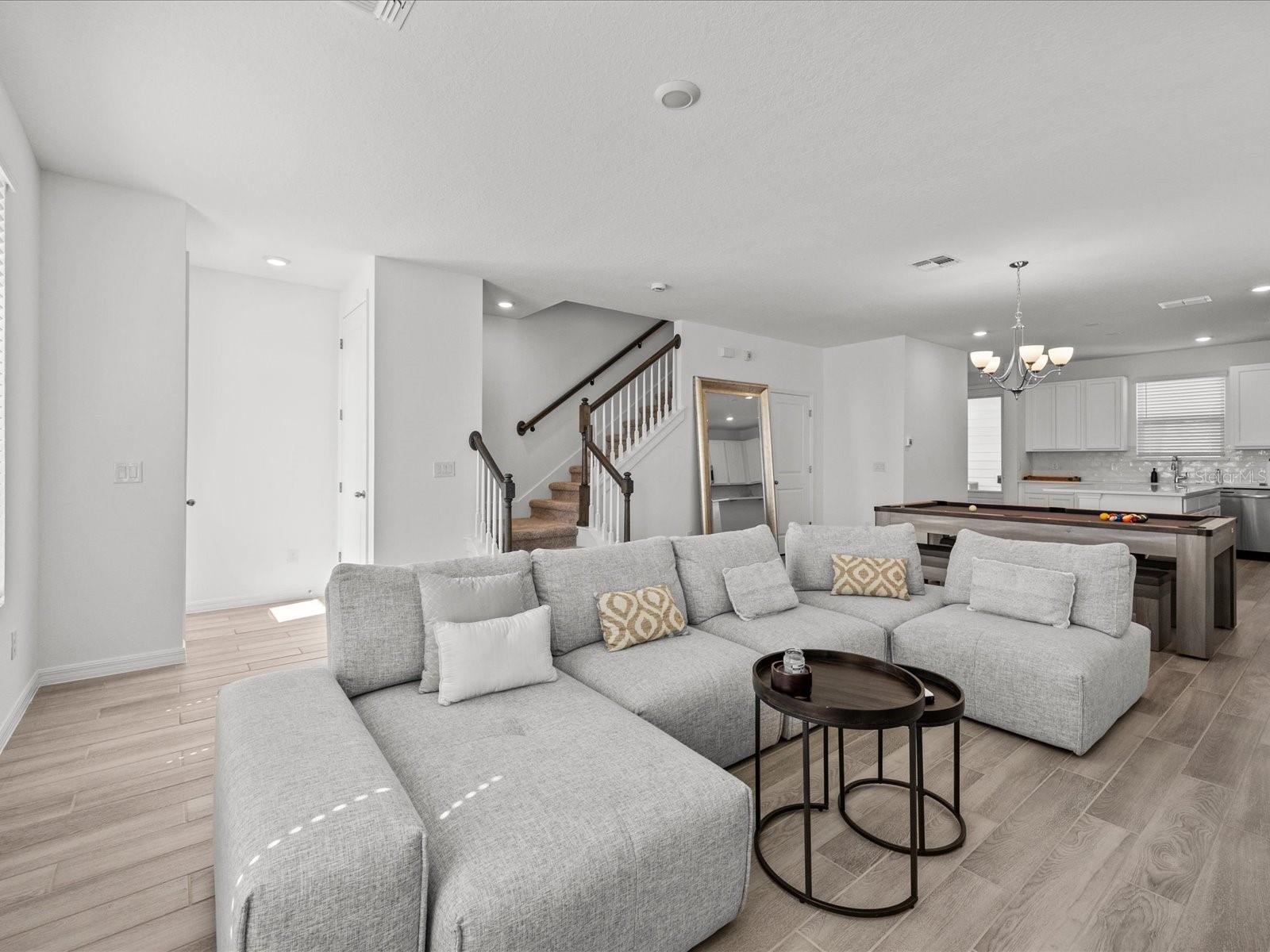 Image 10 of 23 For 6505 Cyrils Drive