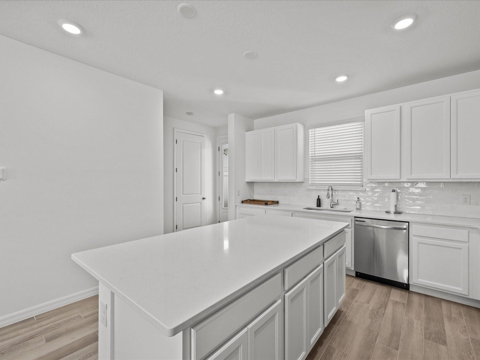 Image 11 of 23 For 6505 Cyrils Drive