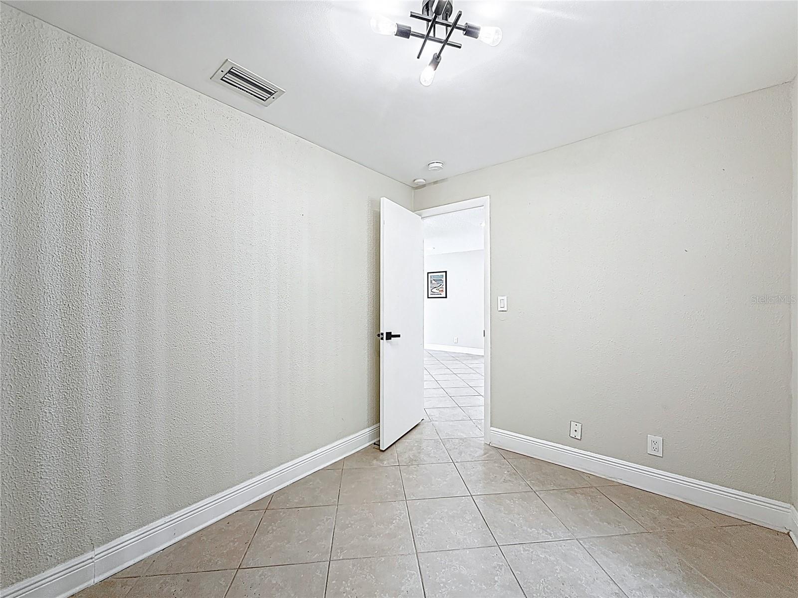 Image 16 of 35 For 10430 51st Street
