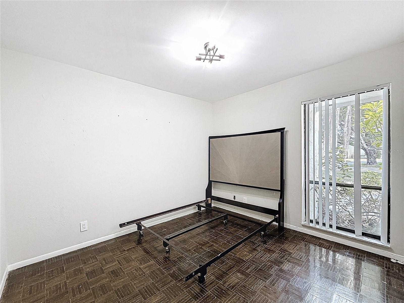 Image 19 of 35 For 10430 51st Street